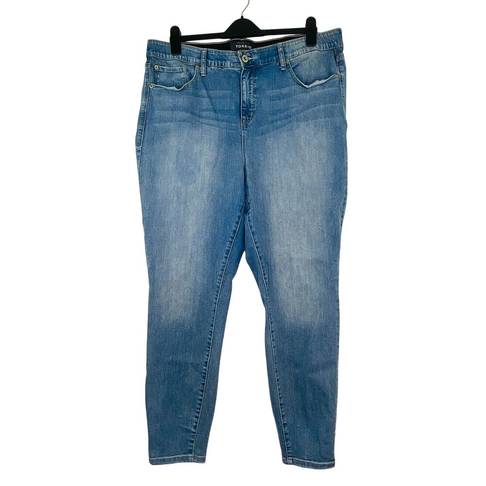 Torrid Women's 22R Jeans Blue Light Wash Sky High Skinny Elastic Waist G